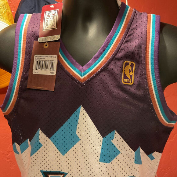 Mitchell & Ness 1998 Utah Jazz Karl Malone basketball Jersey Men Small Authentic - Picture 5 of 6